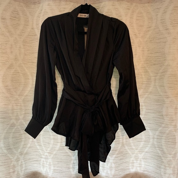 New S black Vici Motivation Satin Drape Wrap Blouse nwt - Picture 5 of 7